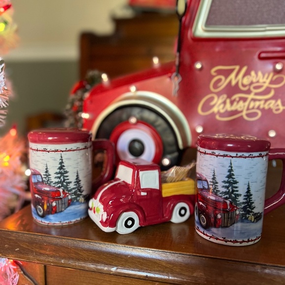 ❤️ Christmas Holiday Red Truck Decor
Set - Picture 5 of 6